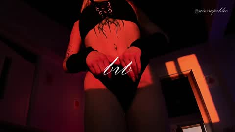 Chloe freelance model Please your thumbs up are important  online show from 26, 1, 2025