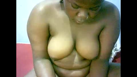 Snapshot of misscuteberry chatting on 12, 9, 2025 VAL online show from 12, 9, 2025