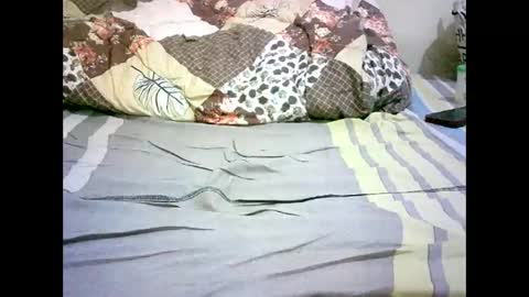 Snapshot of misscuteberry chatting on 23, 10, 2025 VAL online show from 23, 10, 2025