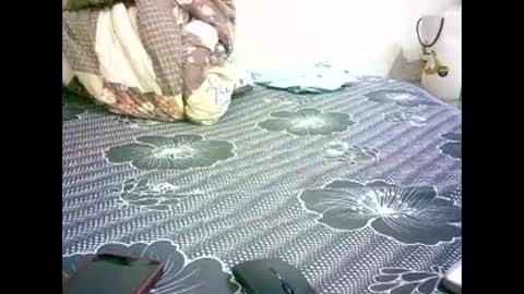 Snapshot of misscuteberry chatting on 4, 11, 2025 VAL online show from 4, 11, 2025