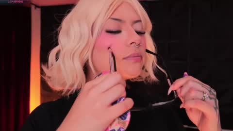 Snapshot of misselektra__ chatting on 25, 2, 2025 ELEKTRA online show from 25, 2, 2025