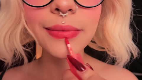 Snapshot of misselektra__ chatting on 12, 3, 2025 ELEKTRA online show from 12, 3, 2025