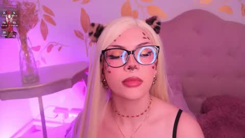Snapshot of misselektra__ chatting on 20, 2, 2026 ELEKTRA online show from 20, 2, 2026