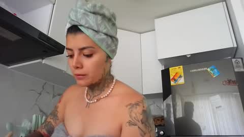 melodie  online show from 26, 1, 2025