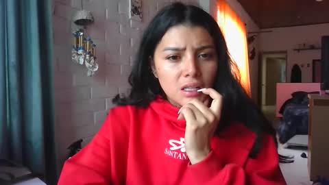 melodie  online show from 6, 10, 2025