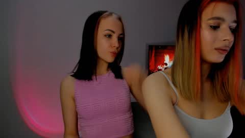 Hello dear my name Elisa online show from 25, 1, 2025