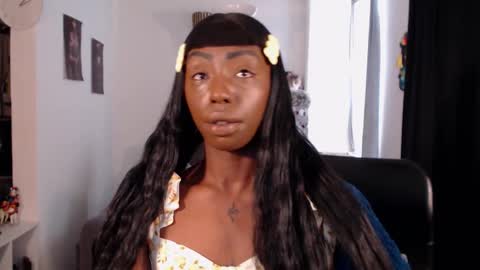 Emilie Diaz online show from 17, 2, 2026