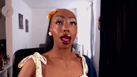 Emilie Diaz online show from 17, 3, 2026