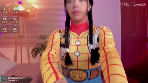 Snapshot of missesmeralda chatting on 11, 1, 2025 Julieta Arboleda   but i like call me esme online show from 11, 1, 2025