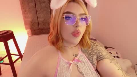 missevans_ online show from 6, 1, 2026