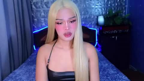 im your queen steffie online show from 9, 6, 2026