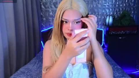 im your queen steffie online show from 21, 6, 2026
