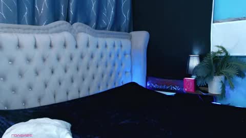 im your queen steffie online show from 18, 7, 2026