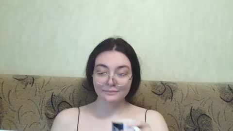 missis mona online show from 25, 3, 2026