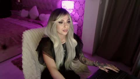 MissJenny7 online show from 25, 3, 2026