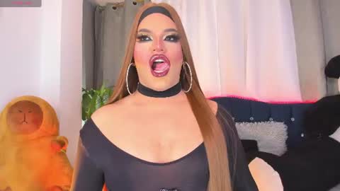 kassandra lazcano online show from 15, 7, 2026