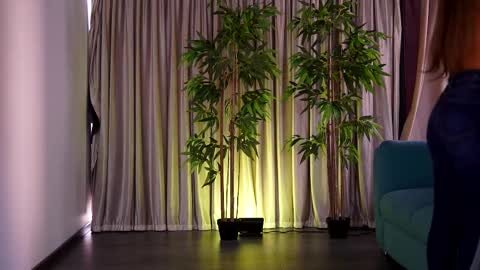 misskiarra online show from 19, 2, 2025