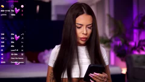 misskiarra online show from 26, 9, 2025