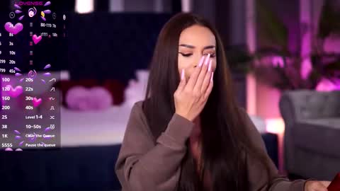 misskiarra online show from 3, 10, 2025