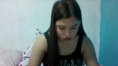 Snapshot of misskitty2xxx chatting on 25, 2, 2025 Merry online show from 25, 2, 2025