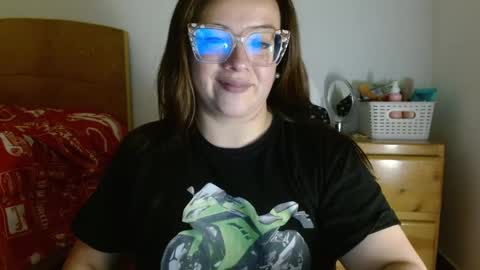 Snapshot of misslady__eva chatting on 11, 3, 2025 eva online show from 11, 3, 2025