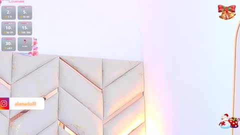 lyly  independient model online show from 25, 11, 2025