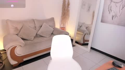 Linda  online show from 23, 4, 2026