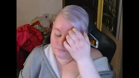 misslj90 online show from 20, 4, 2026