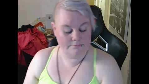 misslj90 online show from 22, 4, 2026
