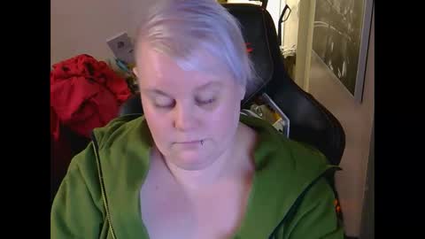 misslj90 online show from 24, 4, 2026