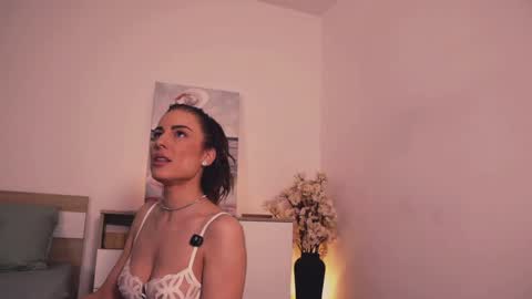 Lullu online show from 14, 11, 2025