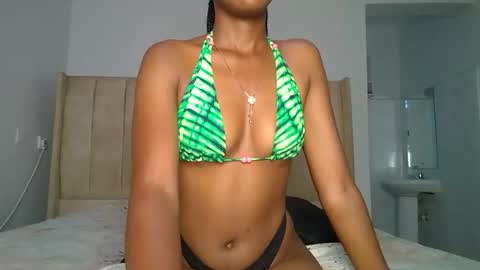 Snapshot of misslunah1 chatting on 21, 3, 2026 lunah online show from 21, 3, 2026