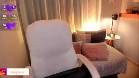 Snapshot of misslynn_ chatting on 21, 3, 2026 i am lyn online show from 21, 3, 2026