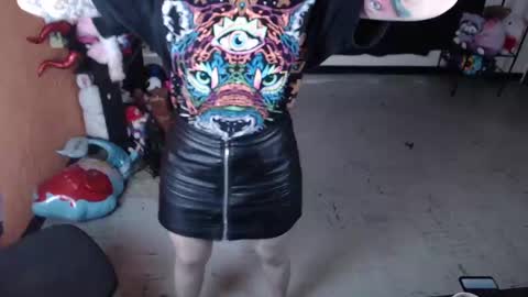 Miss Mia online show from 12, 2, 2025