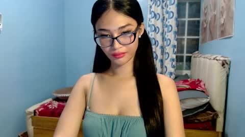 missminervaa online show from 25, 6, 2026