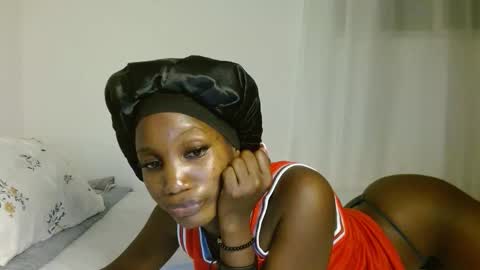 Snapshot of missmisbehave_irl chatting on 7, 2, 2026 sexy online show from 7, 2, 2026