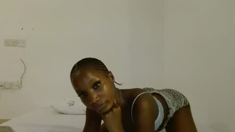 Snapshot of missmisbehave_irl chatting on 17, 2, 2026 sexy online show from 17, 2, 2026