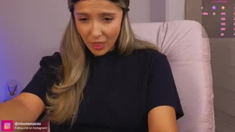 Emma Rivera online show from 16, 12, 2025