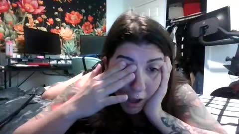 MissMona online show from 5, 5, 2026