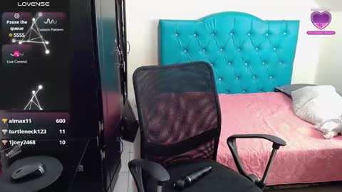 Snapshot of misspurple4 chatting on 20, 1, 2025 kassandra online show from 20, 1, 2025