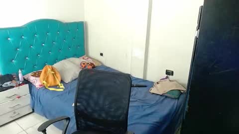 Snapshot of misspurple4 chatting on 17, 10, 2025 kassandra online show from 17, 10, 2025