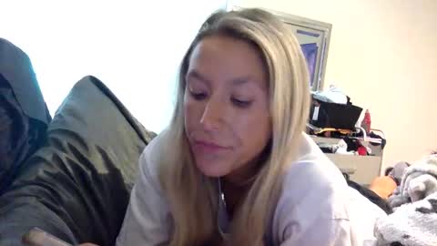 Alyssa online show from 27, 4, 2026