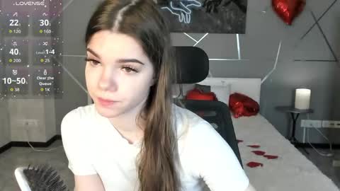 misss_evelyne online show from 17, 3, 2026