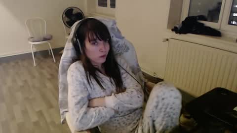 missthon online show from 1, 1, 2025