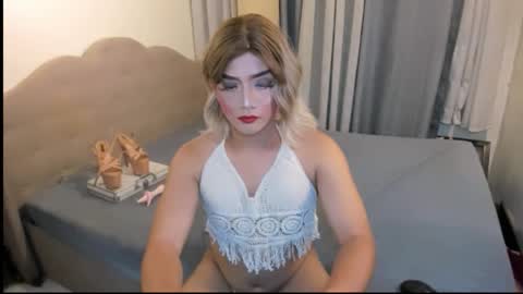 K Y R I E  online show from 12, 10, 2025