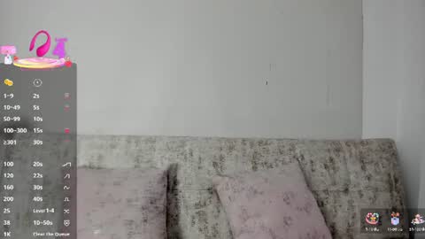 Pau OFmissweetpeach online show from 21, 6, 2026