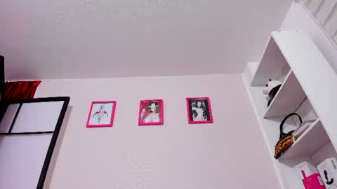 Snapshot of missweetpeach chatting on 16, 7, 2026 Pau OFmissweetpeach online show from 16, 7, 2026