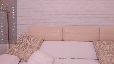 missxcaprice online show from 7, 10, 2025