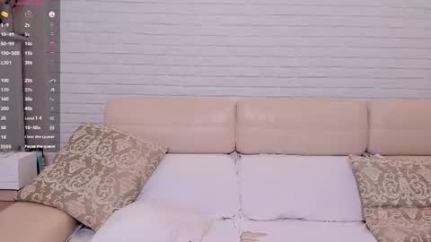 missxcaprice online show from 3, 8, 2026