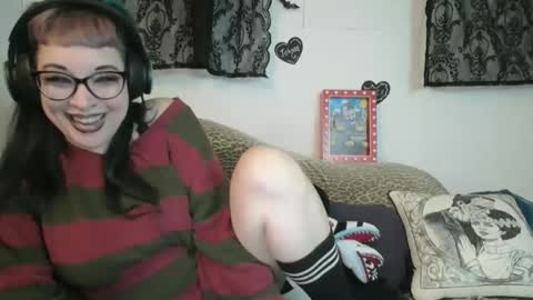 Snapshot of missy_dee chatting on 11, 3, 2026 Missy Dee online show from 11, 3, 2026